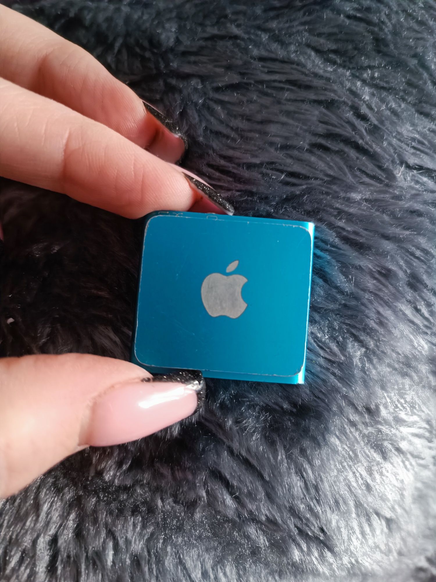 iPod Apple MP3 z kablem lądującym