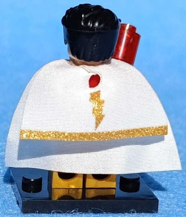 Shazam v2 (DC Comics)