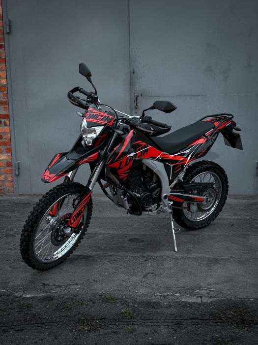 Мотоцикл Loncin LX250GY-3