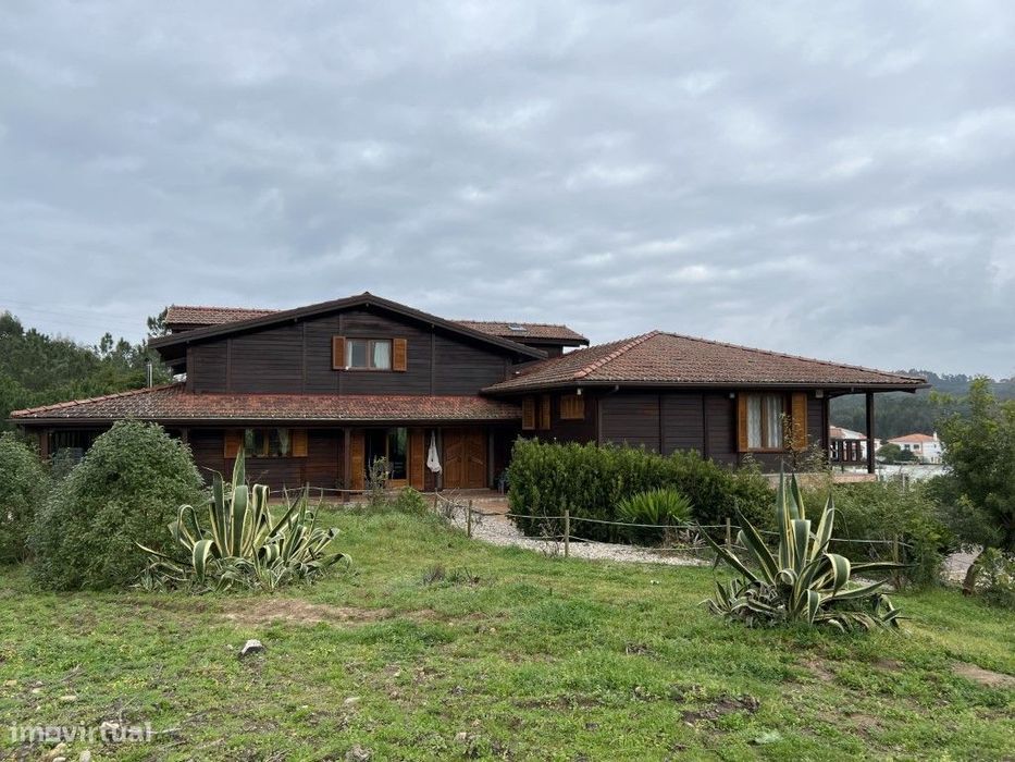 Moradia com terreno de 5234m2, Foz do Arelho
