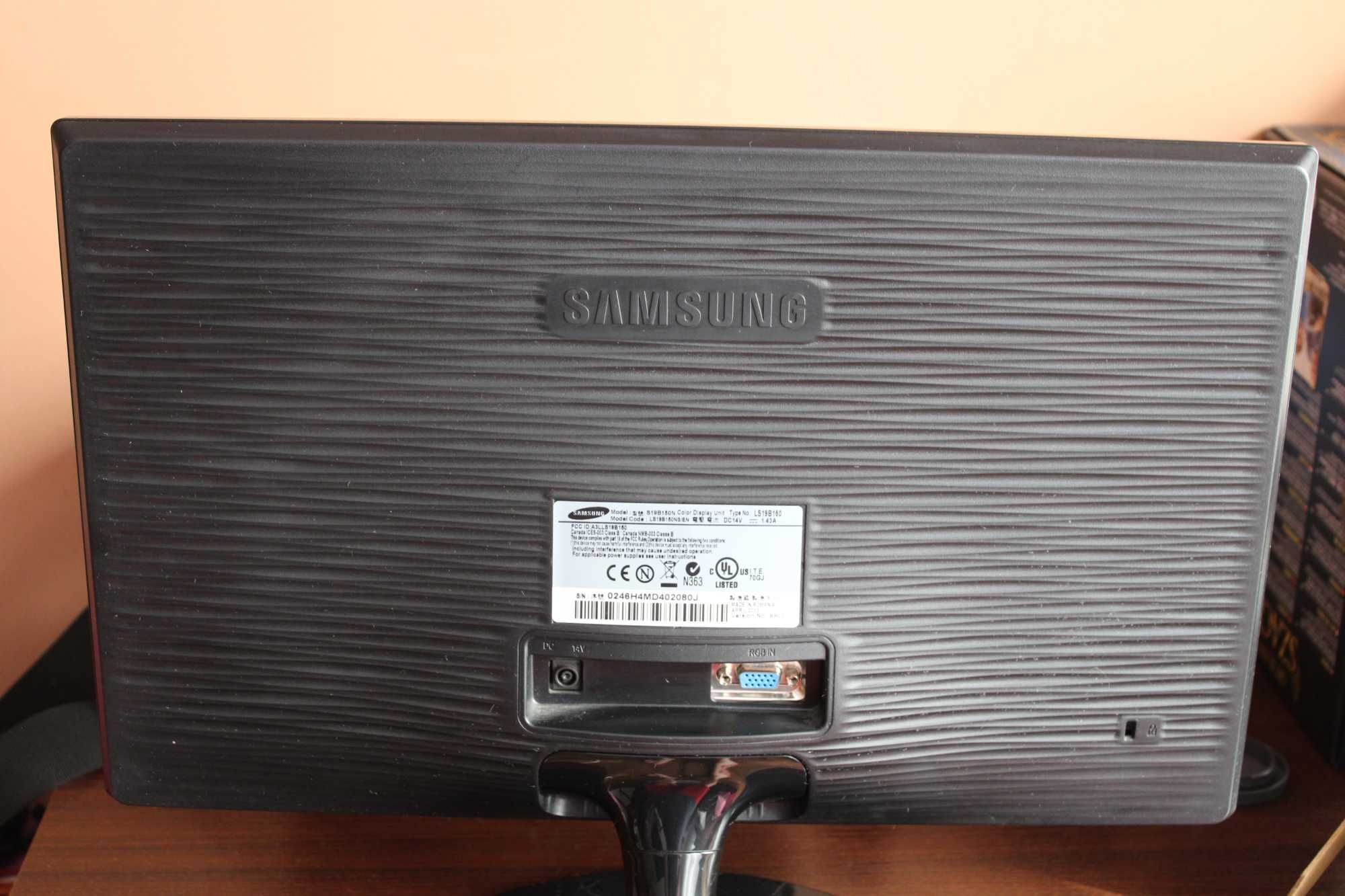 Monitor Samsung LS19B150