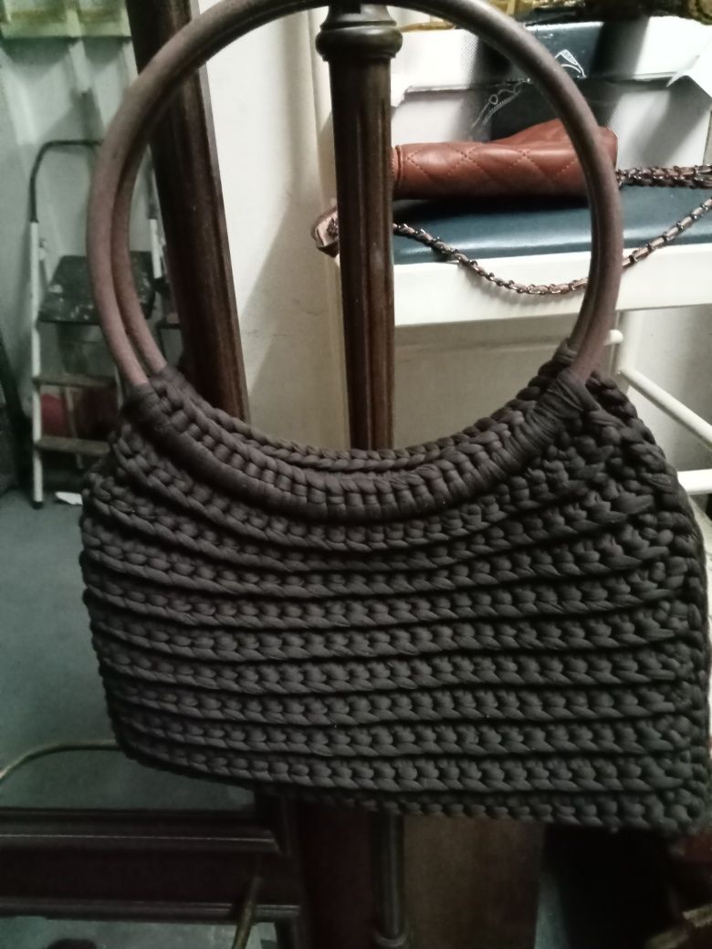 Vendo 4 bolsas de senhora como novas