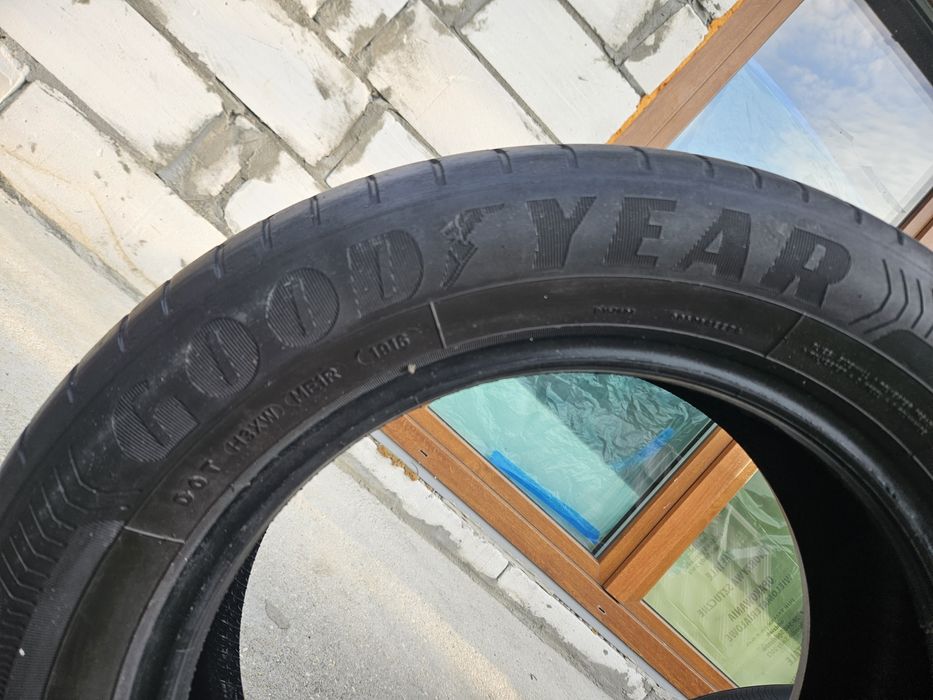 Opony letnie Goodyear 205/60 R 16 bieżnik 4,5mm