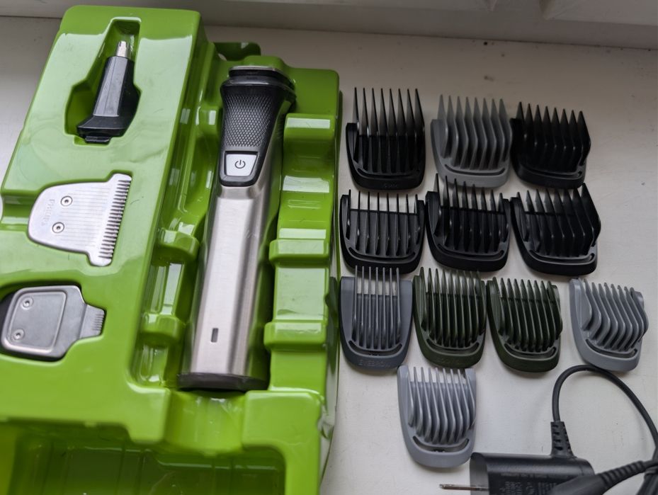 Машинка для стрижки тример PHILIPS 7000 Б/У