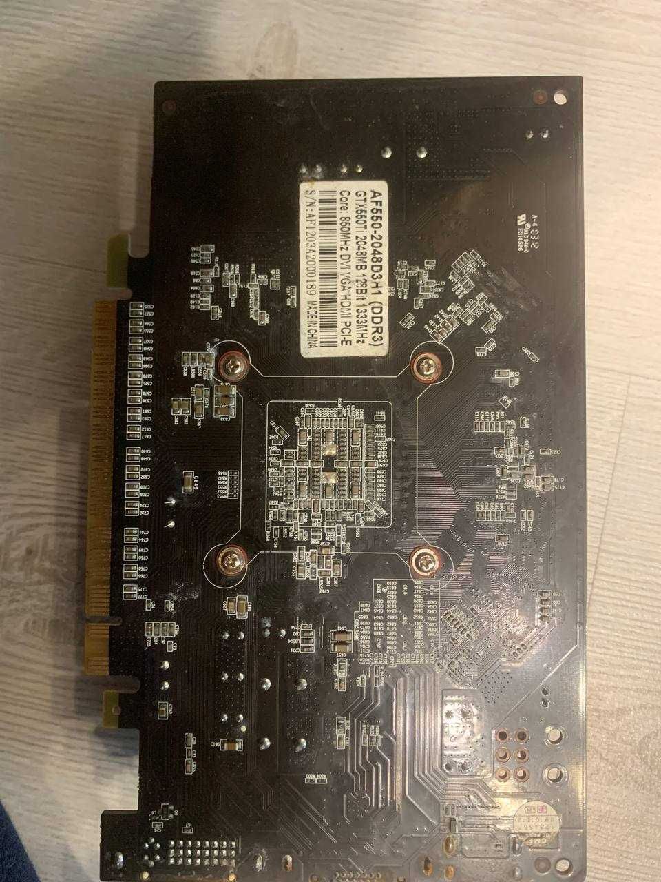 Відеокарта GTX 550TI