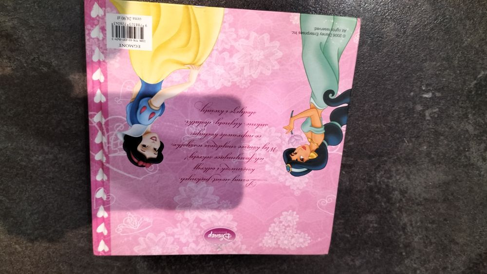 Sekrety księżniczek książka z okienkami