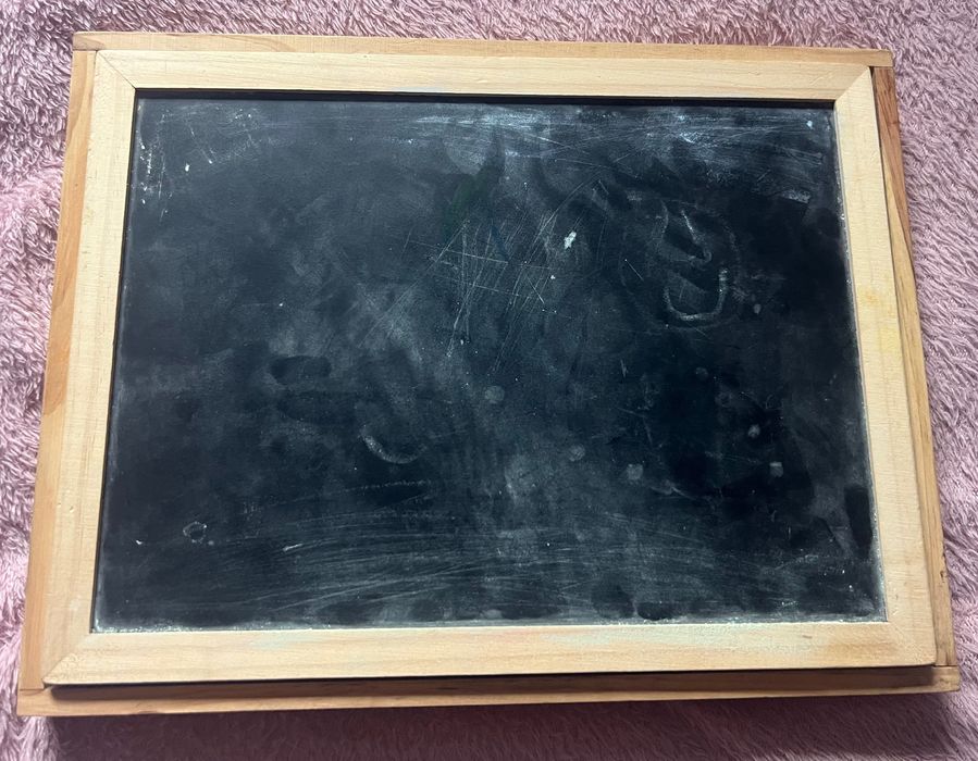 Literki,cyferki  i inne na tablicę magnetyczną +tablica kredowa