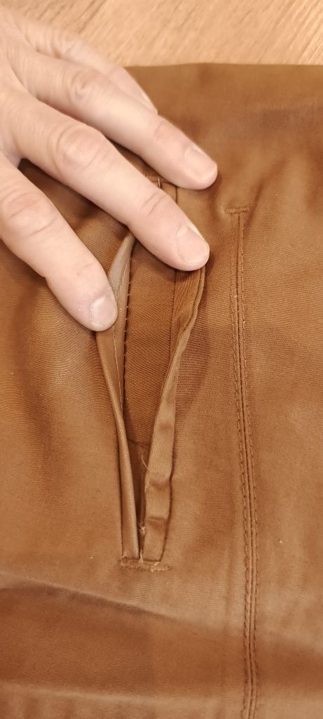 Spodnie męskie brązowe Zara man r. 42 (eur) klasyczne chinosy W32/L30