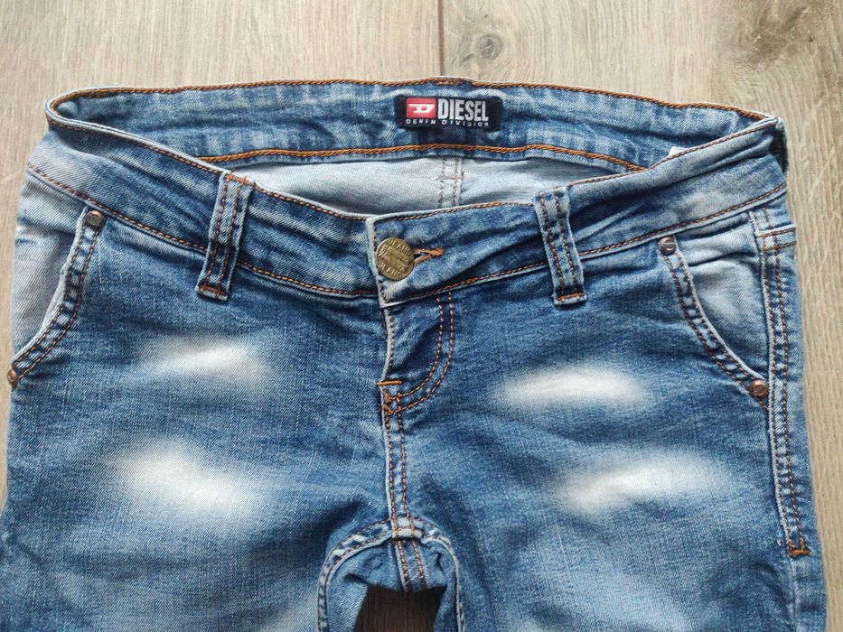 Стильные женские джинсы Diesel (Tурция) голубого цвета, (см. замеры)