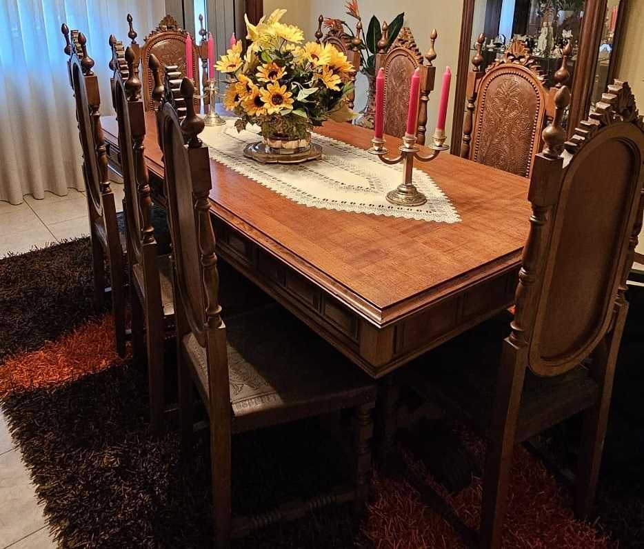 Mesa de sala rustica com 8 cadeiras altas