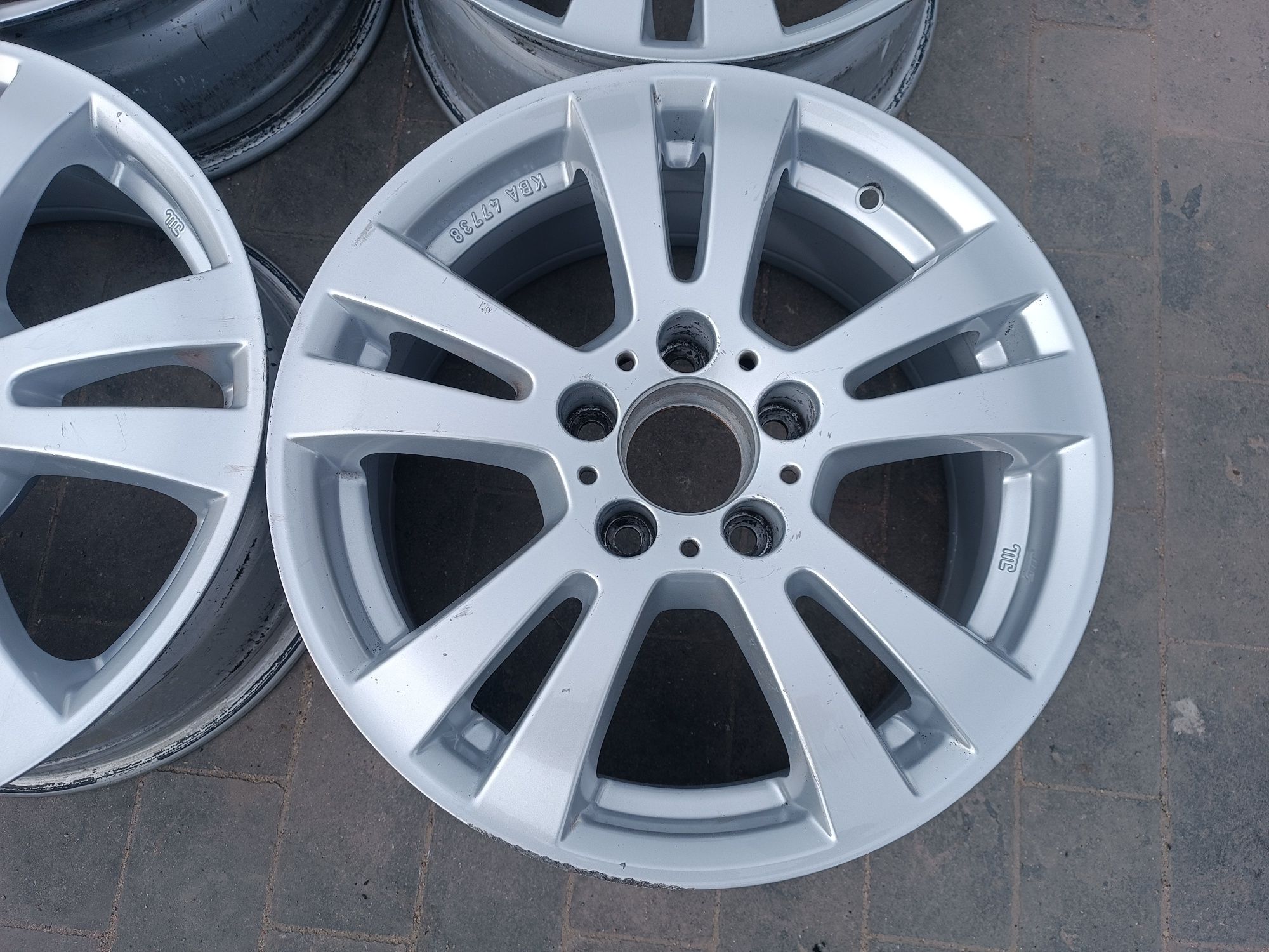 Felgi Alu Audi A4 A6 VW Mercedes C E 5x112 ET38 7J16