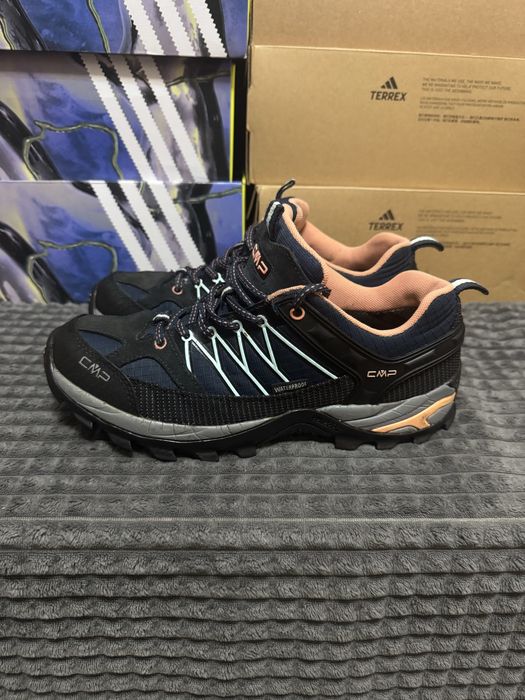 Жіночі кросівки для трекінгу з мембраною CMP Rigel Low 41(26,5см)