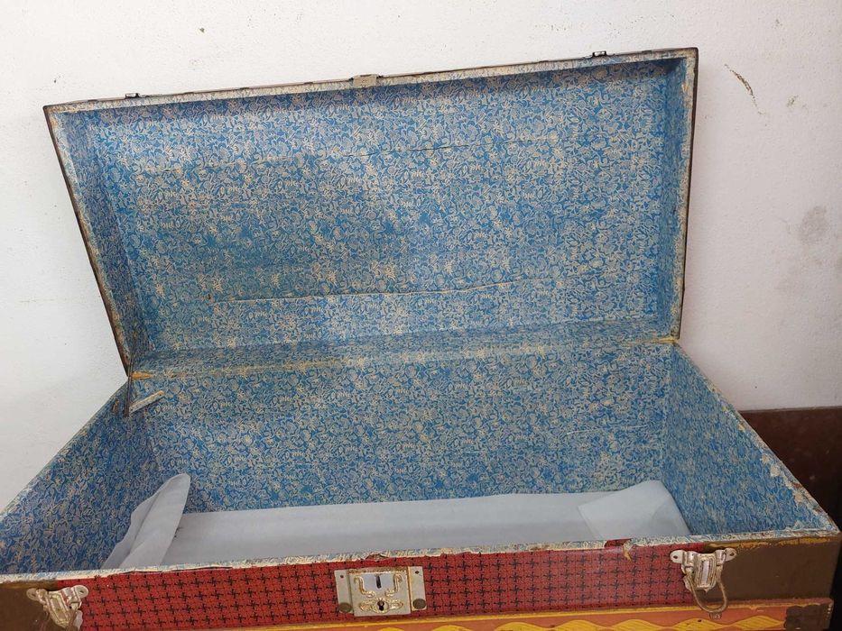 Bau / Malões de viagem Antigas