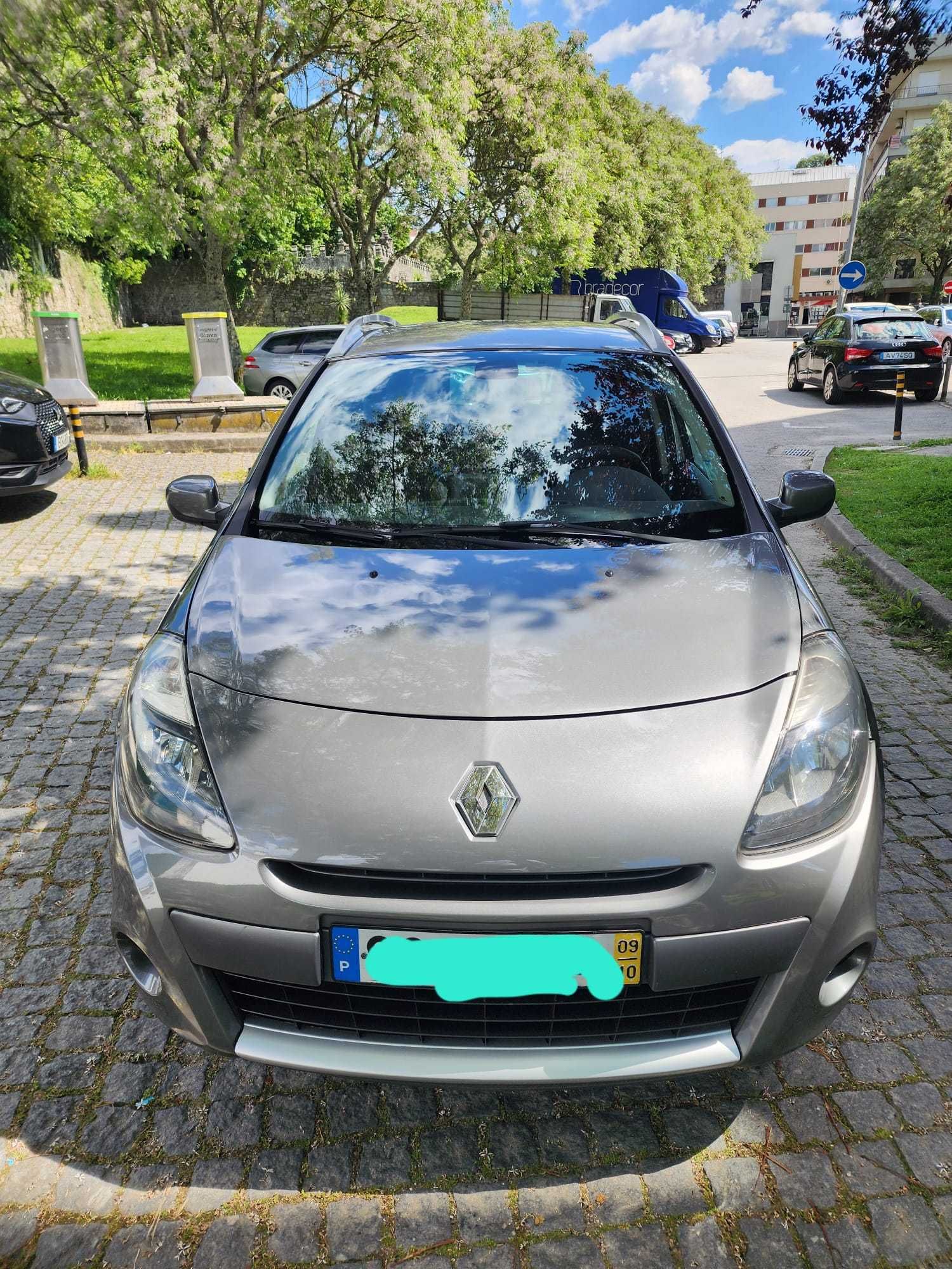 Carro Renault clio