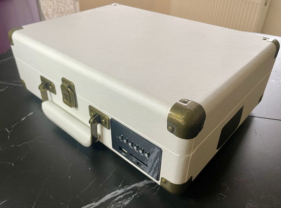 Вініловий програвач m46 білий usb радіо Bluetooth у іормі валізи