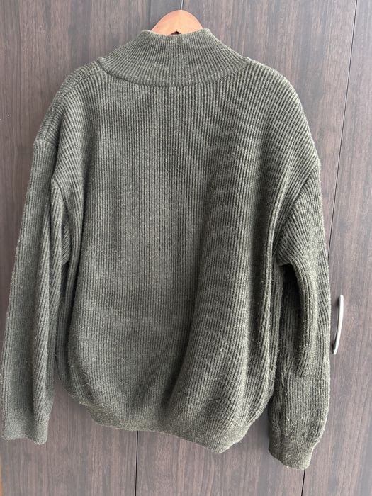 Casaco XL de malha grossa verde forrado a pelo cinzento