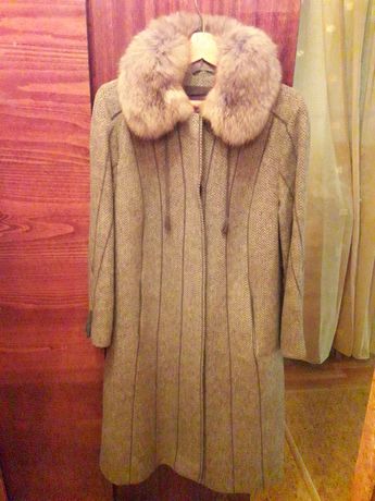Женское шерстяное пальто НОВОЕ / 48 размер / шерстяне жіноче пальто