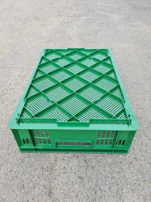 Ящик пластиковый пищевой б/у  размер 600×400×140мм