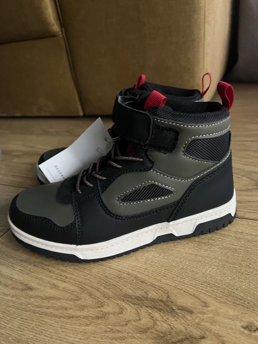 Черевики reserved