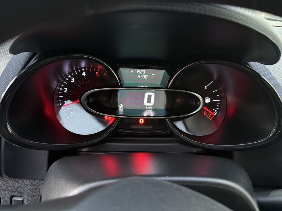 Renault Clio 4 - Comercial Iva dedutivel