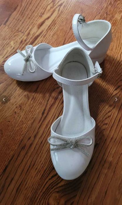 Buty komunia komunijne, białe pantofelki rozm.36 stan idealny