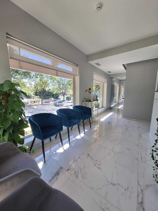 Espaço comercial em rua Bernardim Ribeiro, 134 i