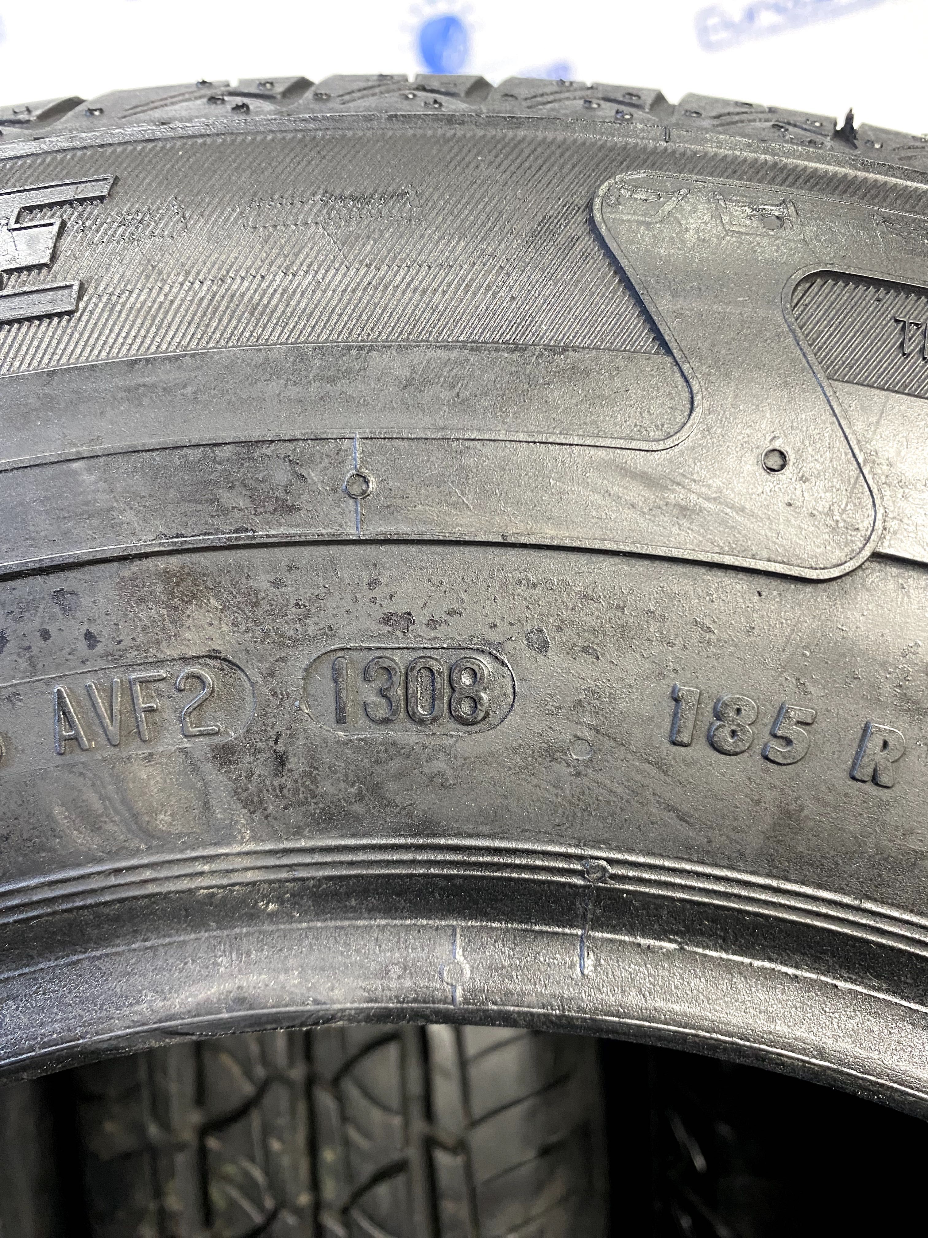 Літні шини 185 R14C Semperit. Прот.8.7мм.