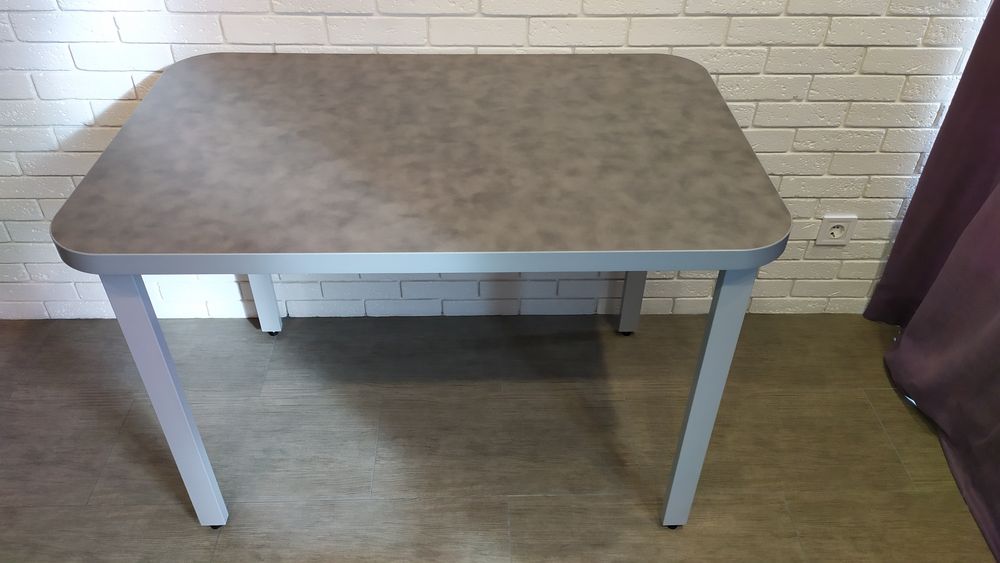 Стол кухонный 110/70