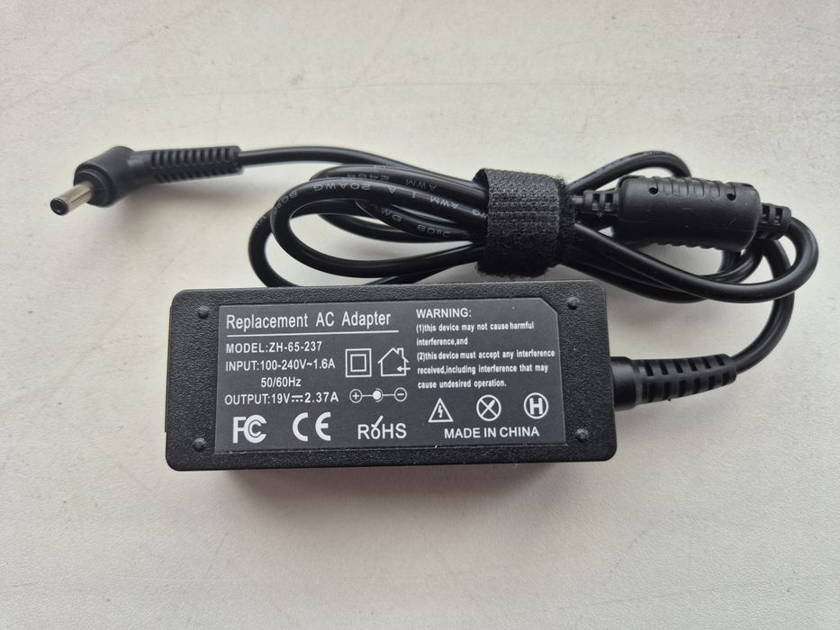 Блок живлення Asus 19V 2.37A 45W 4.0x1.35