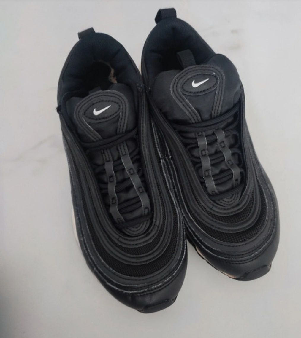 Nike Air Max 38.5