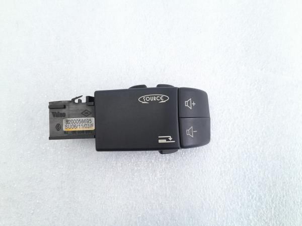 Comando / botão / interruptor multifunções RENAULT Clio II Société (SB
