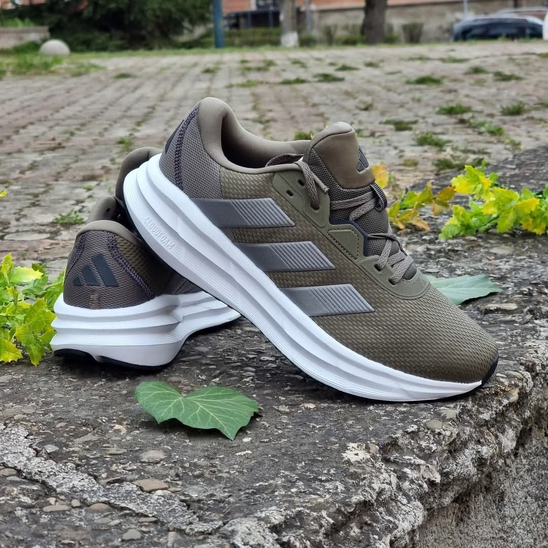 Кросівки Adidas Galaxy 7 M, 43⅓р. на 27.5 см