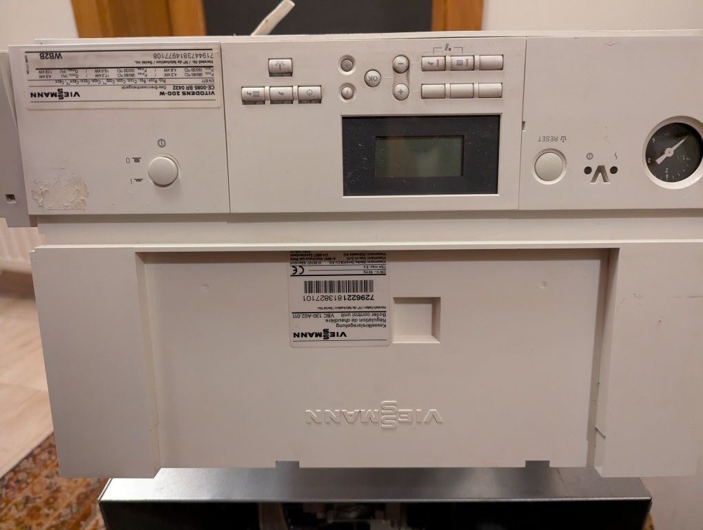 Viessmann VITODENS 200-W CE-0085 BR 0432 piec + zasobnik