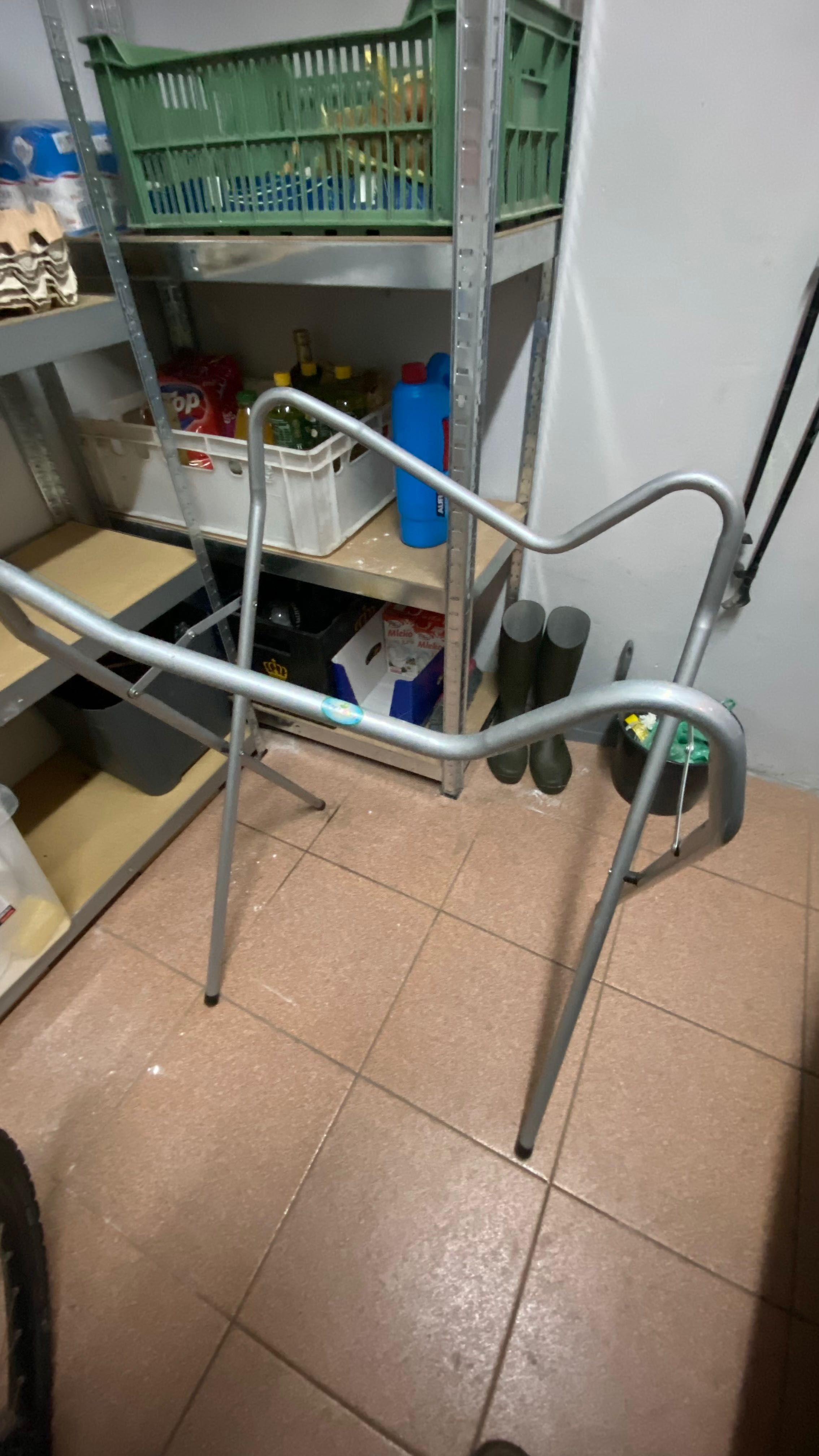 Stojak do wanienki