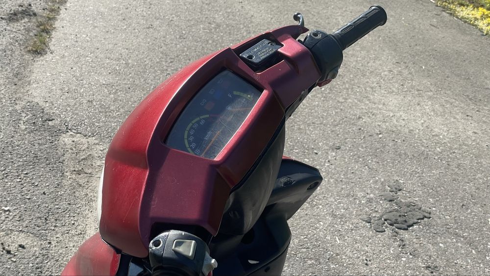Продам yamaha axis