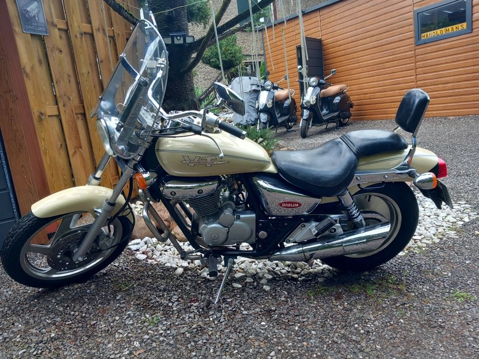 Sprzedam Pięknego Cruizera Delim VT 125 Ewolution 2001r