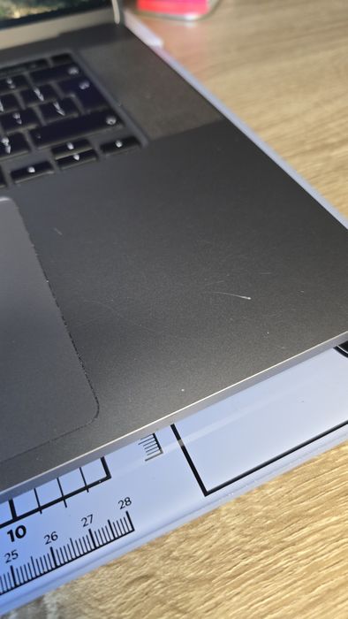 Apple MacBook Pro 16" Retina i9-9980H 16GB SSD 1TB