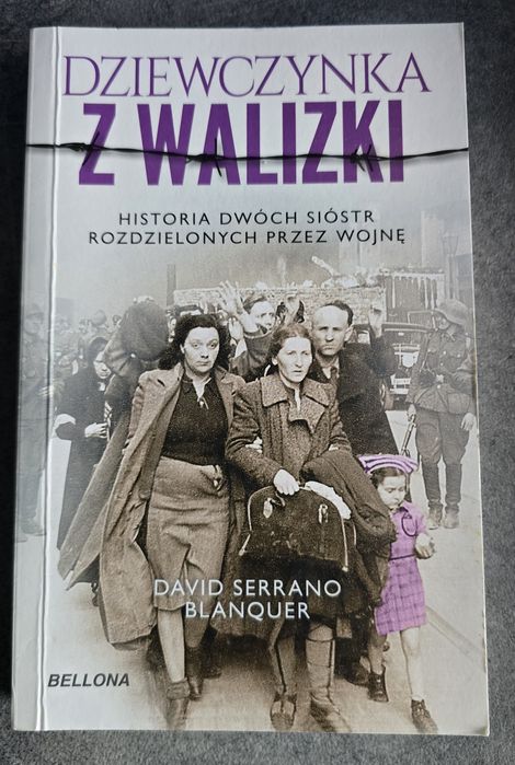 " Dziewczynka z walizki " David Serrano Blanquer