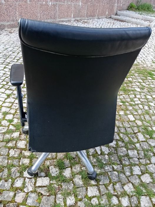 Cadeira escritório pele