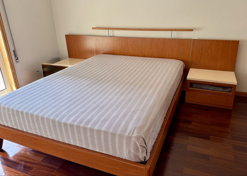 Cama de casal 200x160
