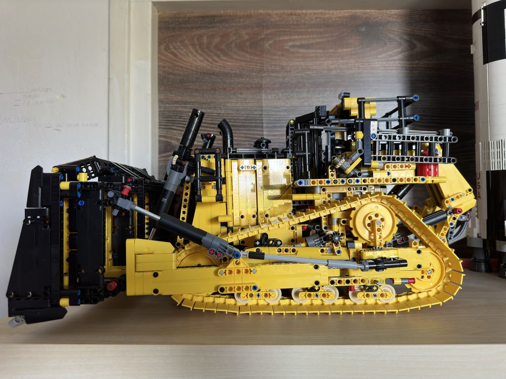 Lego 42131 Cat D11