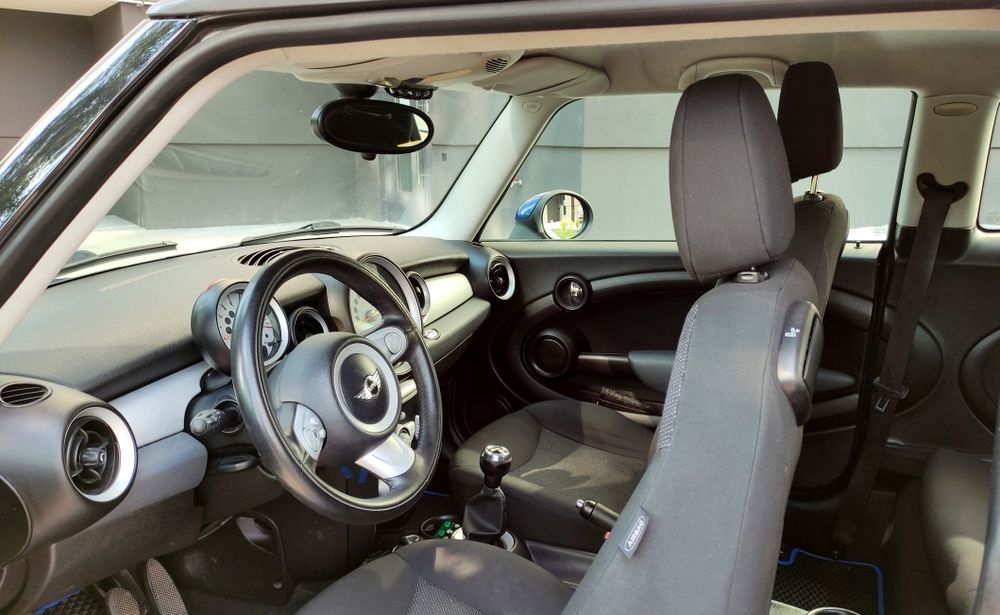 Mini one міні  ван легковий хетчбек