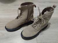 Botins creme zara 34