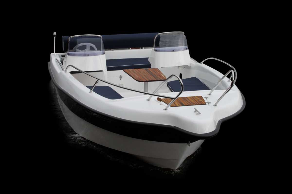 M 450 DUO motorówka łódź motorowa mboats