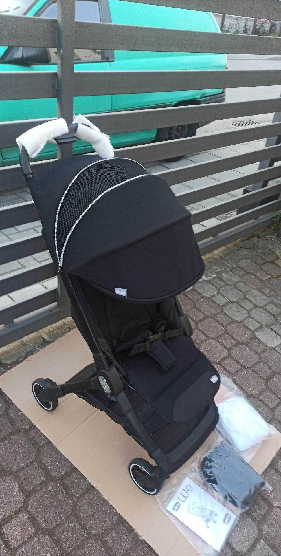 CHICCO WE lekki wózek spacerowy do 22 KG + FOLIA
