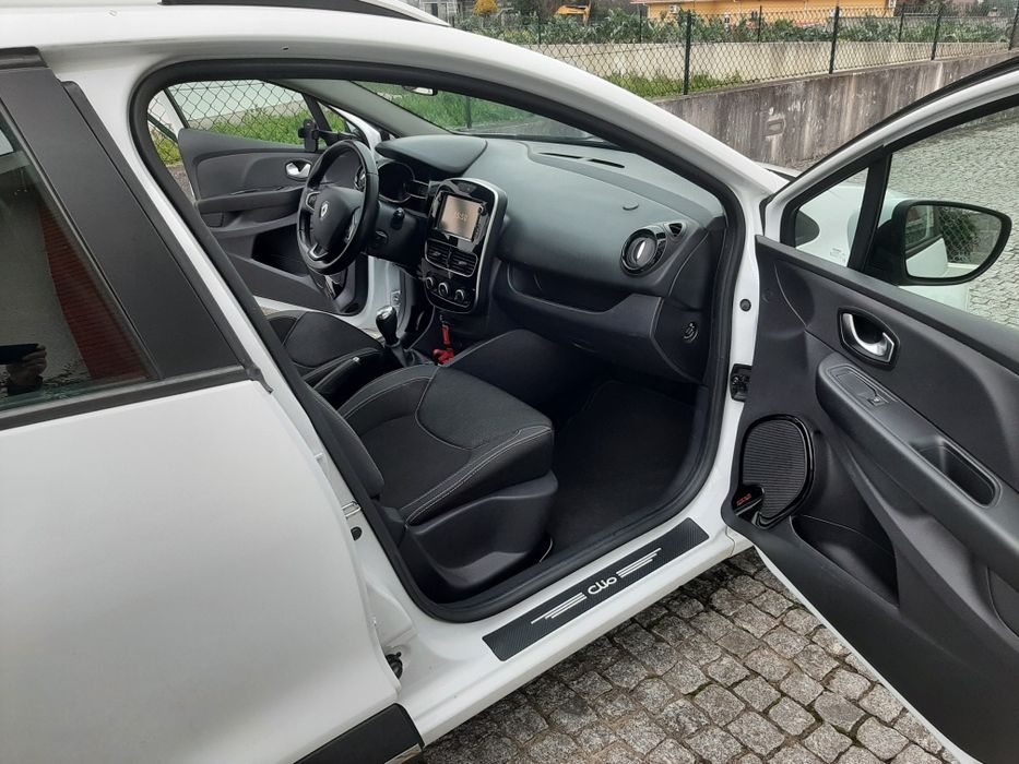 Carrinha Renault Clio Tourer 1.5 DCI ECO2 – 2017 Diesel Manual