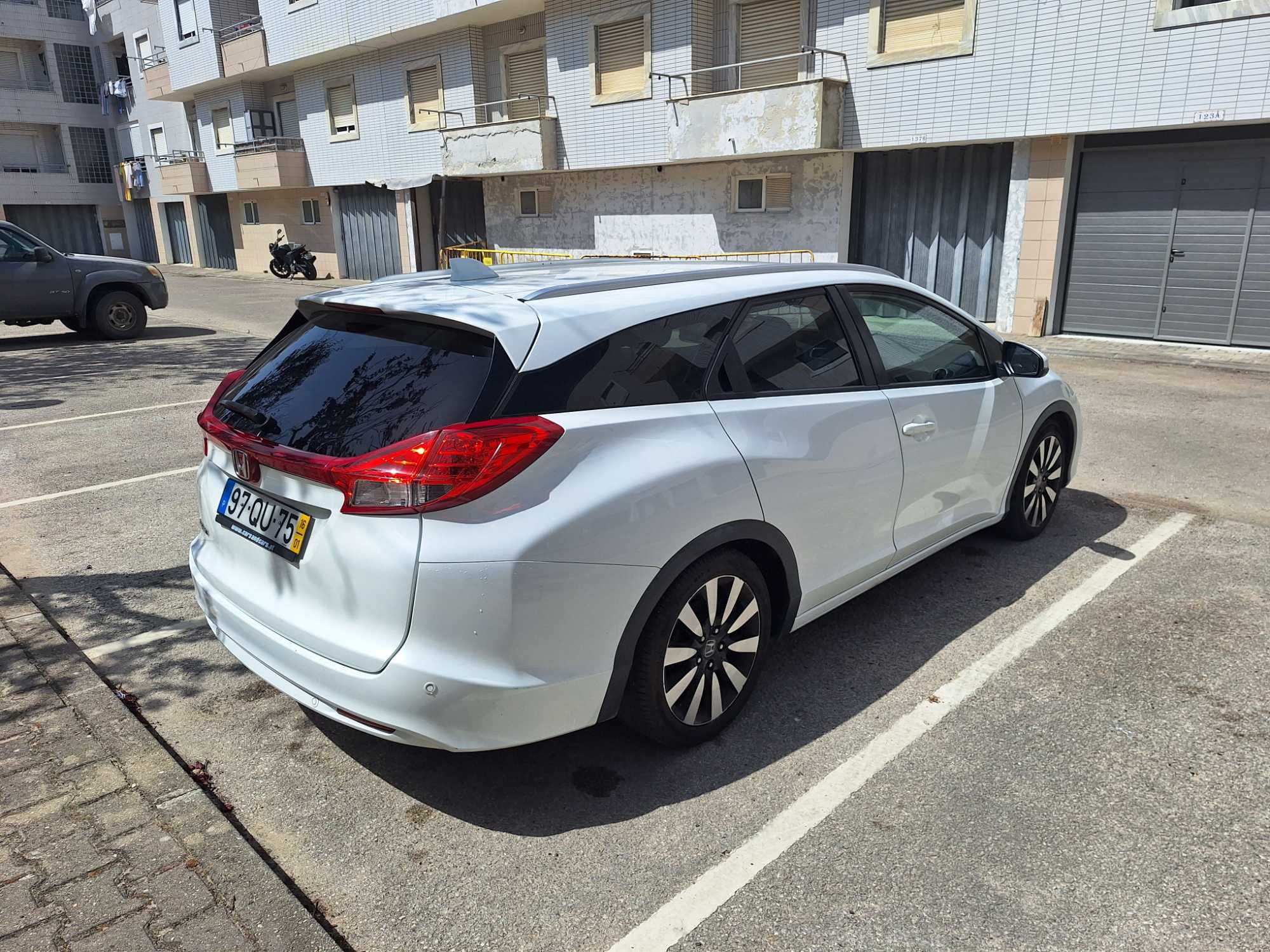 Honda Civic Tourer Lifestyle 1.6 I-Dtec NAVI