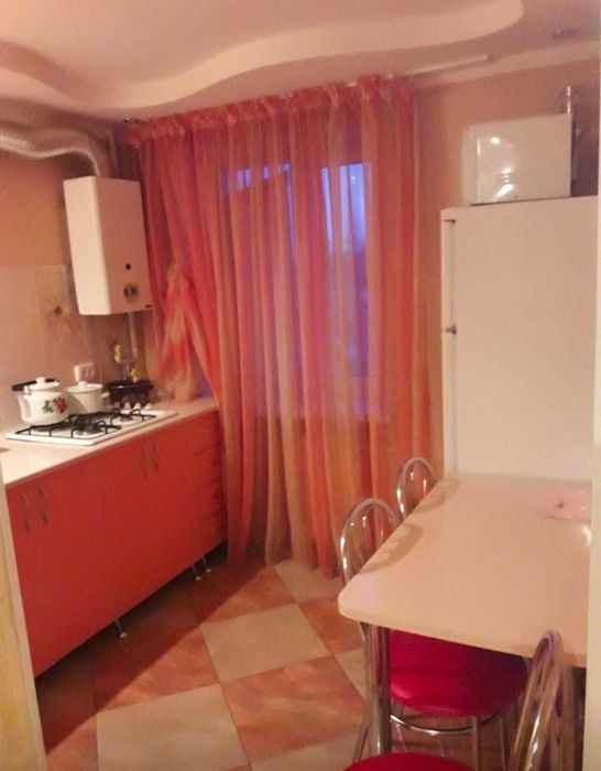 здам 3 кімн  Центр ринок,євроремонт,все є