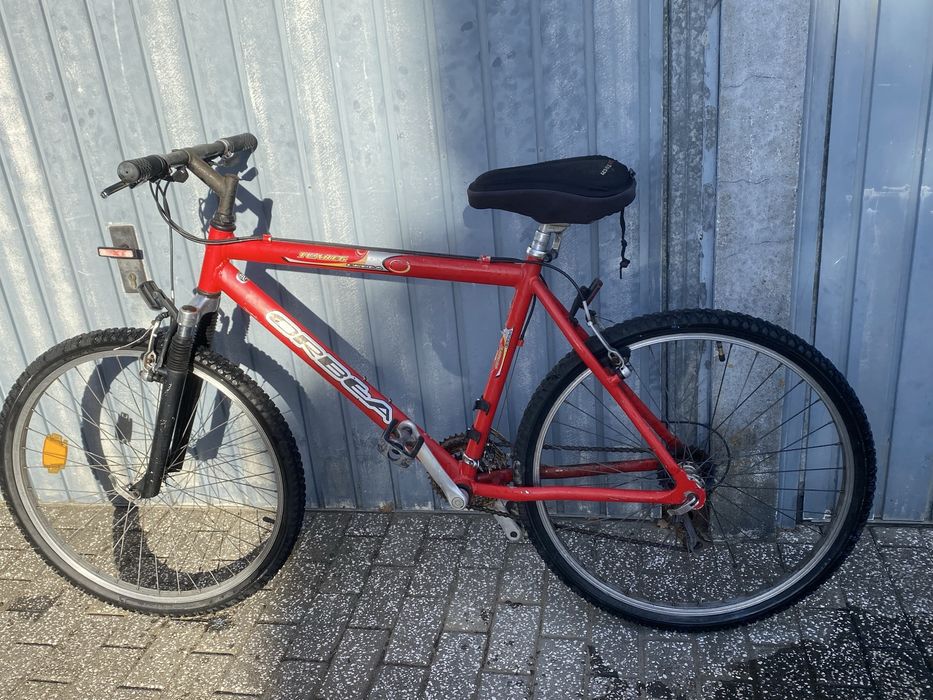 Orbea Tuareg Vermelha - Aventura Sobre Rodas à Sua Espera!