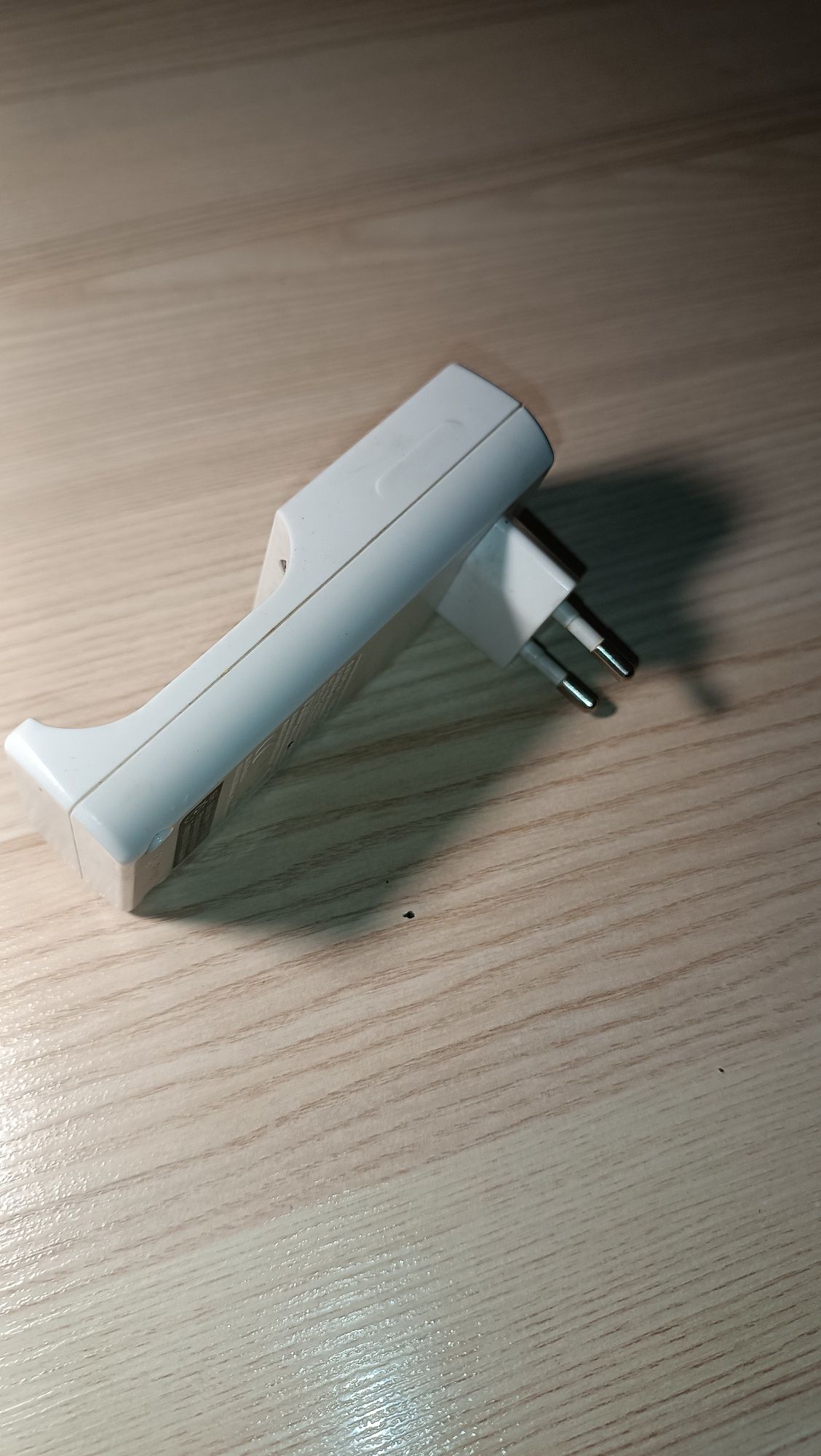 Продам б/у зарядное устройство для SONY Cycle Energy для AA/AAA